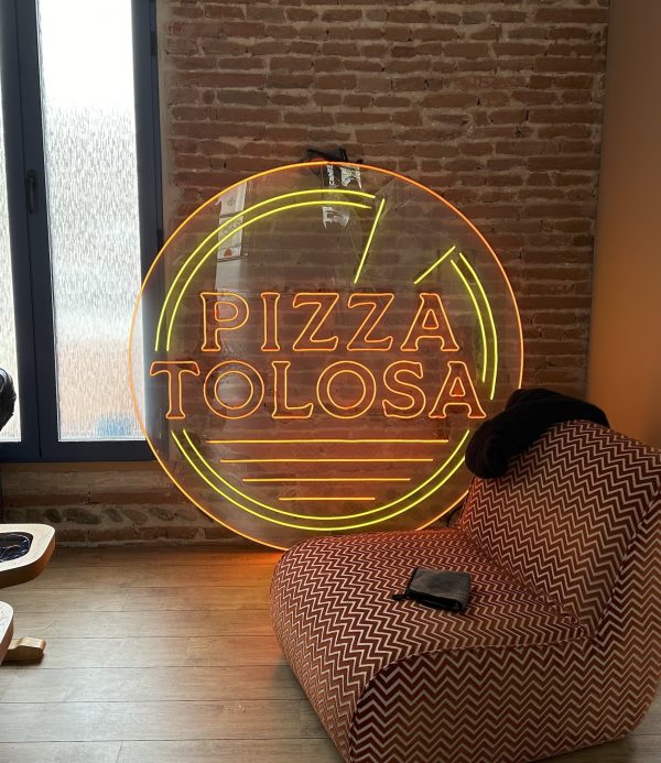 Création d'enseignes LED néon